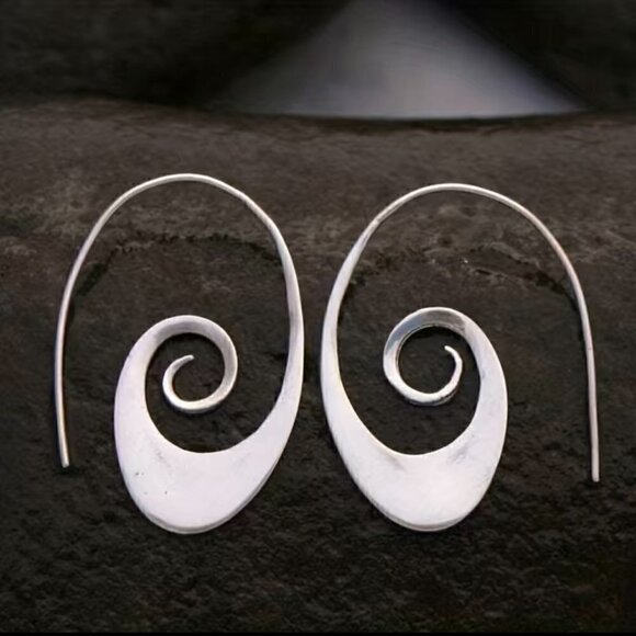 Silver Tone Spiral Earrings in Silver #808 - Picture 1 of 9
